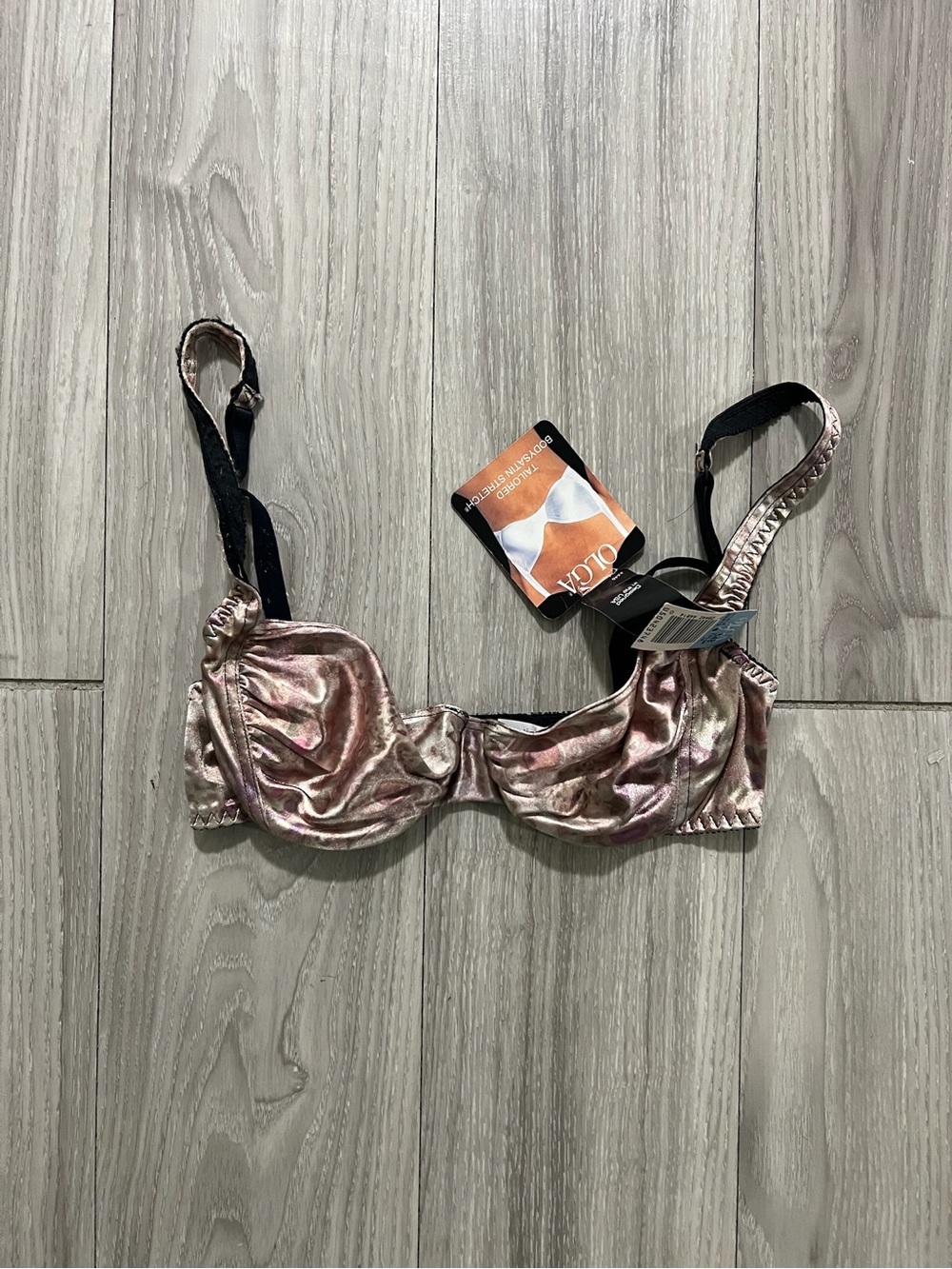 Vintage Olga 34B NWT Tailored Bodysatin Stretch Satin Underwire Bra Pink